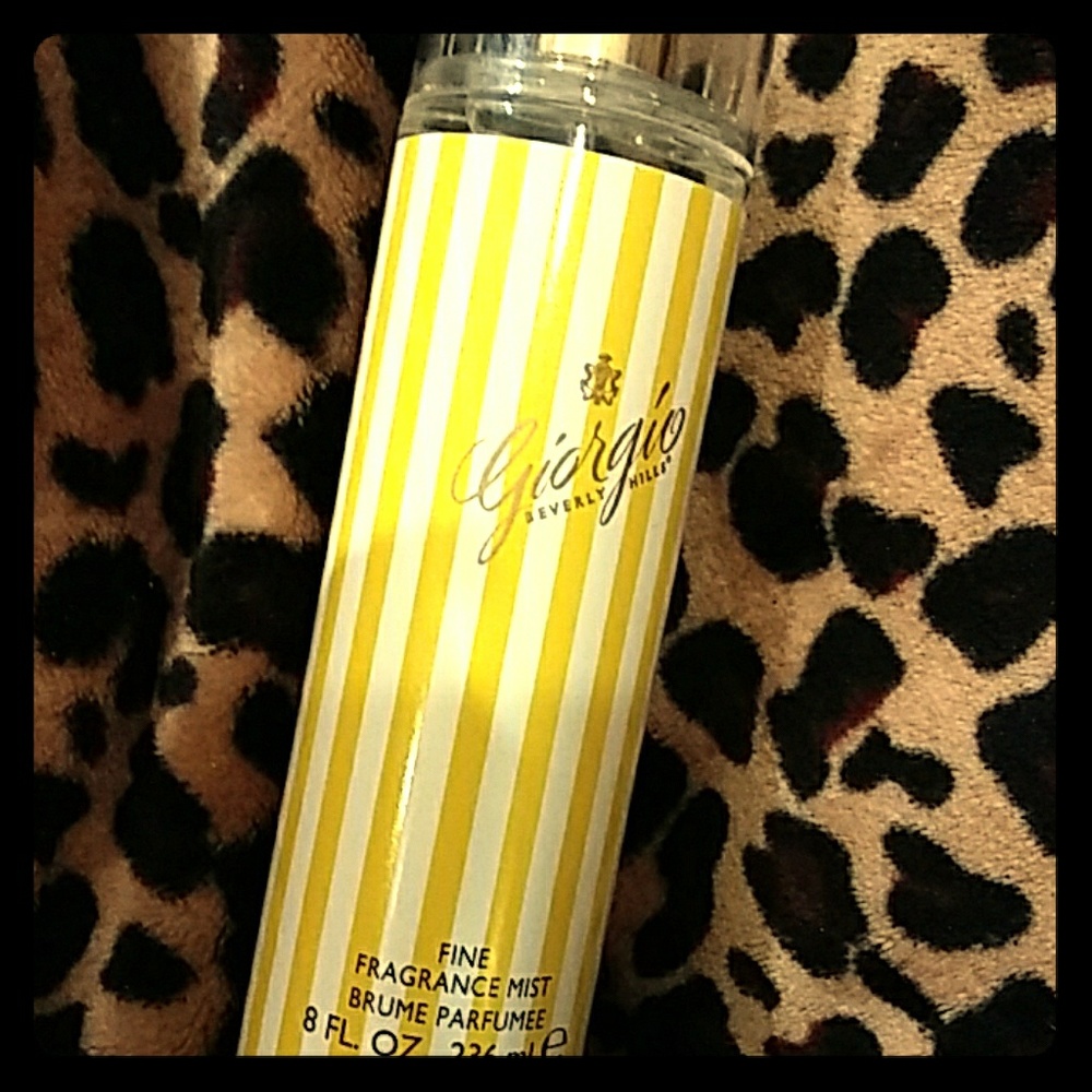 Giorgio Armani fine fragrance mist